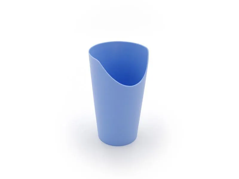 GOBELET AVEC DECOUPE POUR LE NEZ